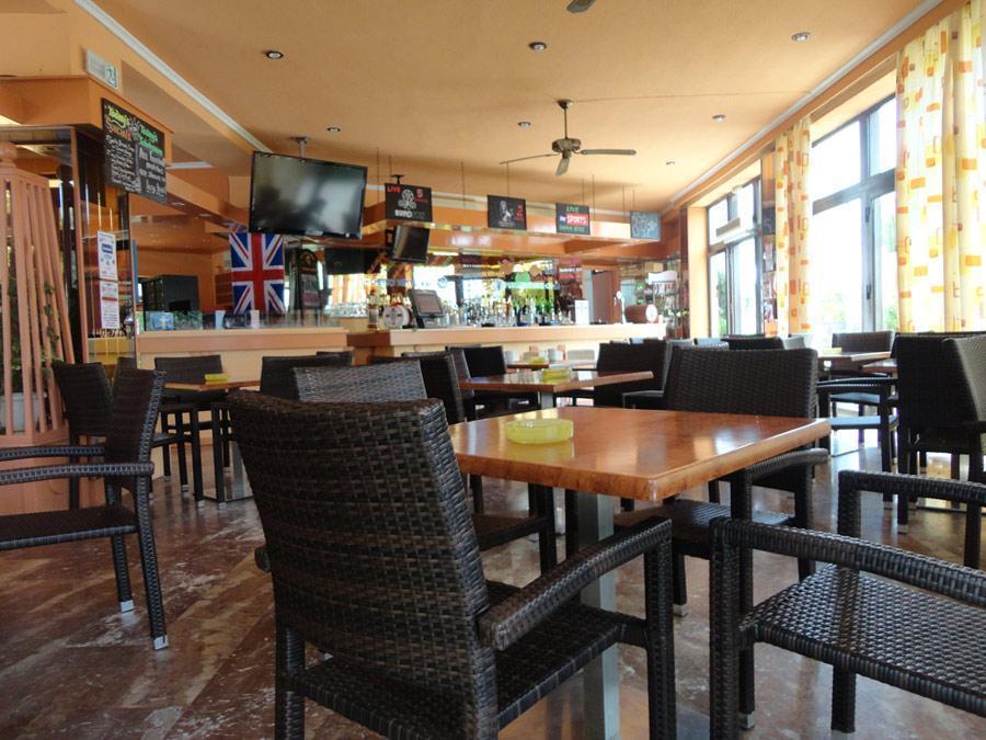 קאבוס Morfeas Hotel מראה חיצוני תמונה