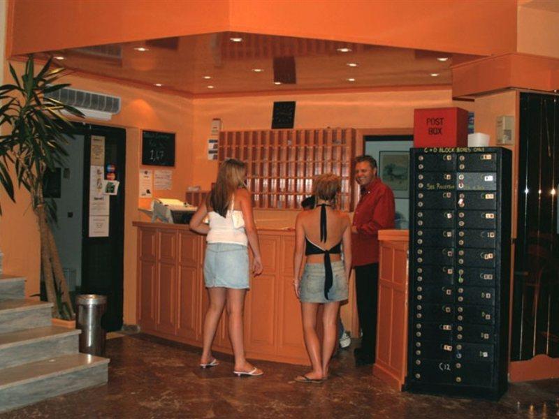 קאבוס Morfeas Hotel מראה חיצוני תמונה
