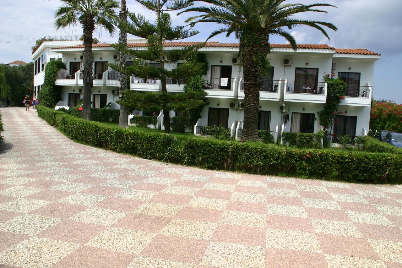 קאבוס Morfeas Hotel מראה חיצוני תמונה