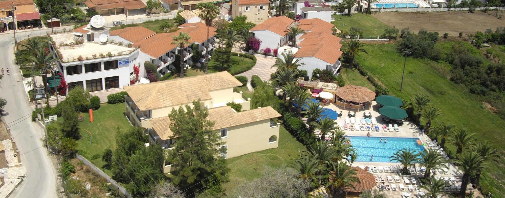 קאבוס Morfeas Hotel מראה חיצוני תמונה