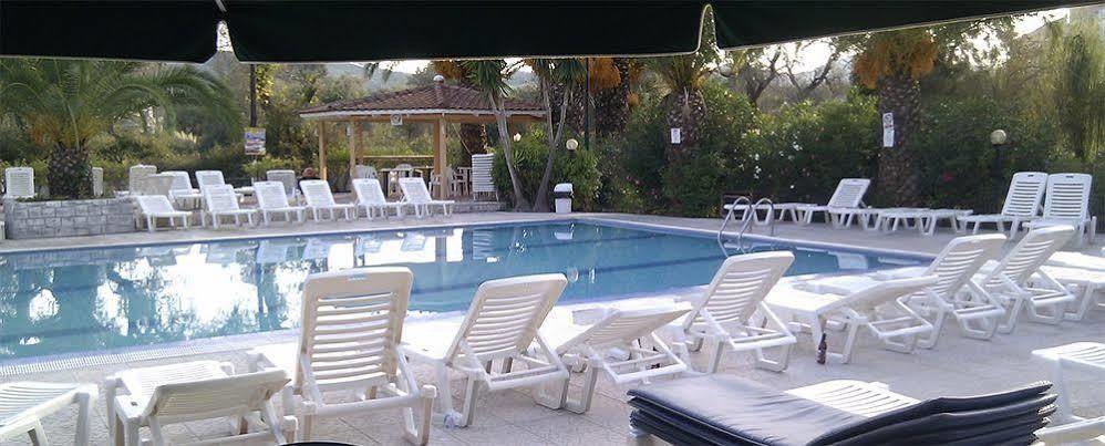 קאבוס Morfeas Hotel מראה חיצוני תמונה